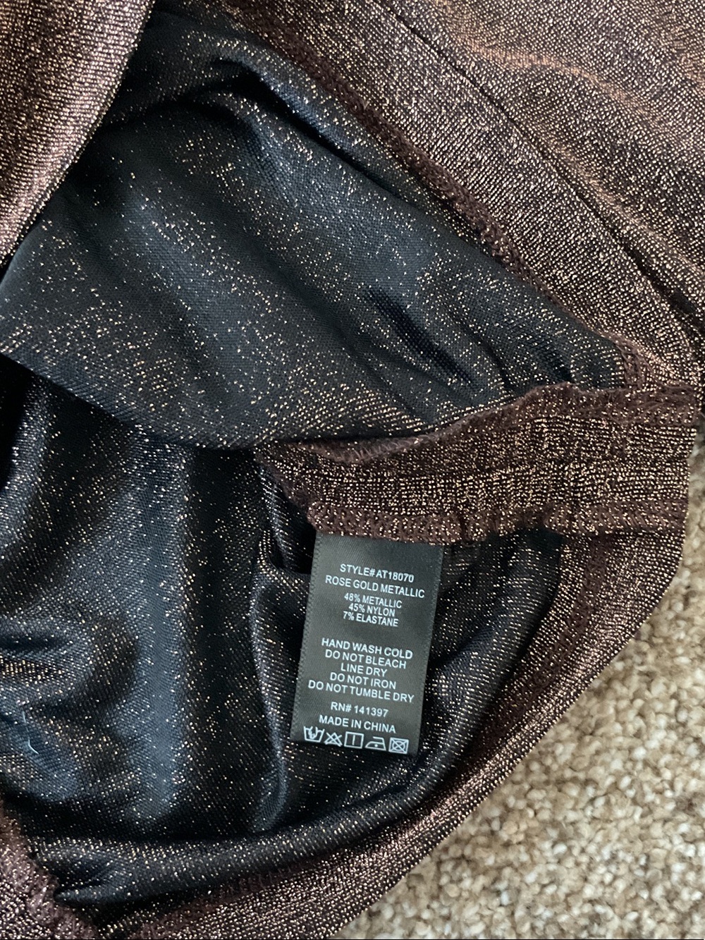 Metallic Ruched Mock Neck Top - Picture 4 of 6